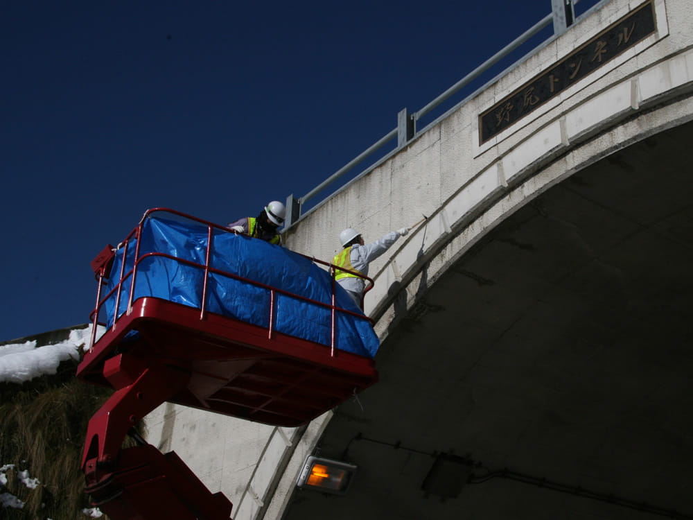 目視点検・打音点検